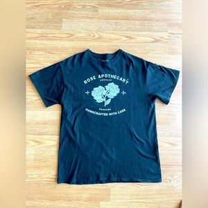 ✨Schitt’s Creek✨ Rose Apothecary Tee Shirt